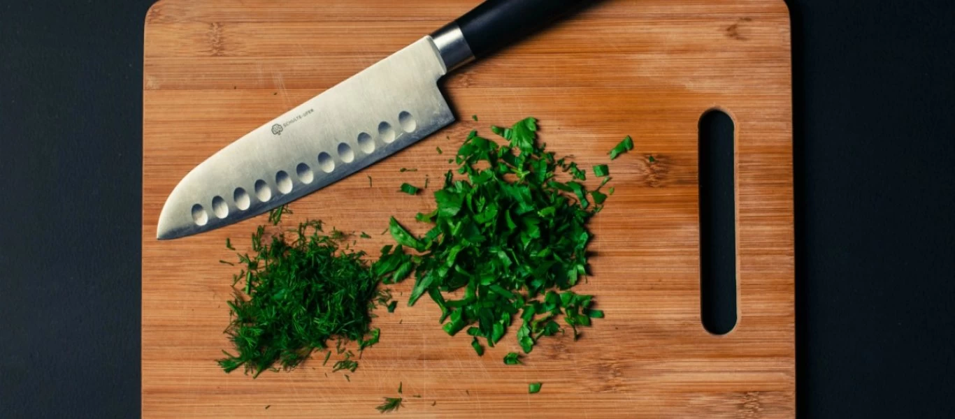 Με αυτό το κολπάκι θα μείνει σαν καινούρια η επιφάνεια κοπής τροφίμων